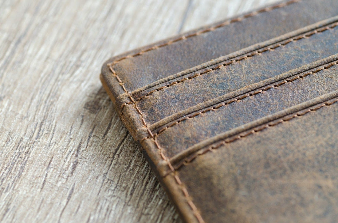 How to Choose the Best Leather Wallets - HIDES