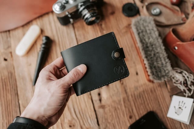 Leather Wallet Care Guide: How to Clean These Leather Goods - HIDES