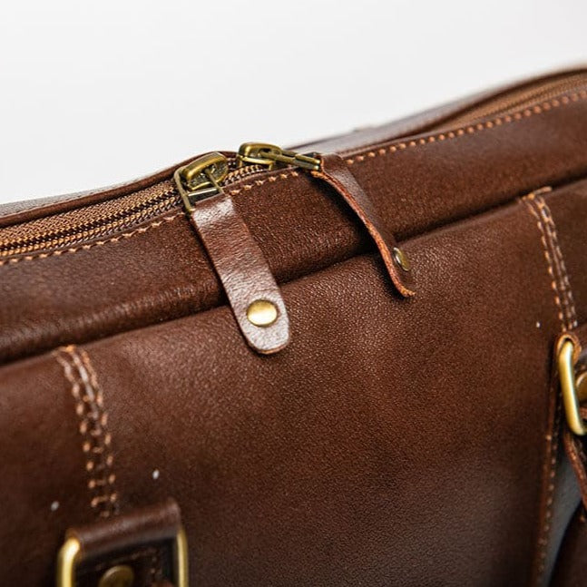 Slim Leather Briefcase 2.0 - HIDES
